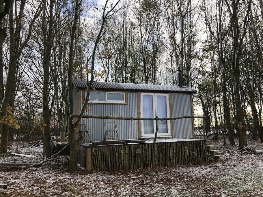 Cherry Tub In The Orchard. Cozy Getaway Stillington Экстерьер фото