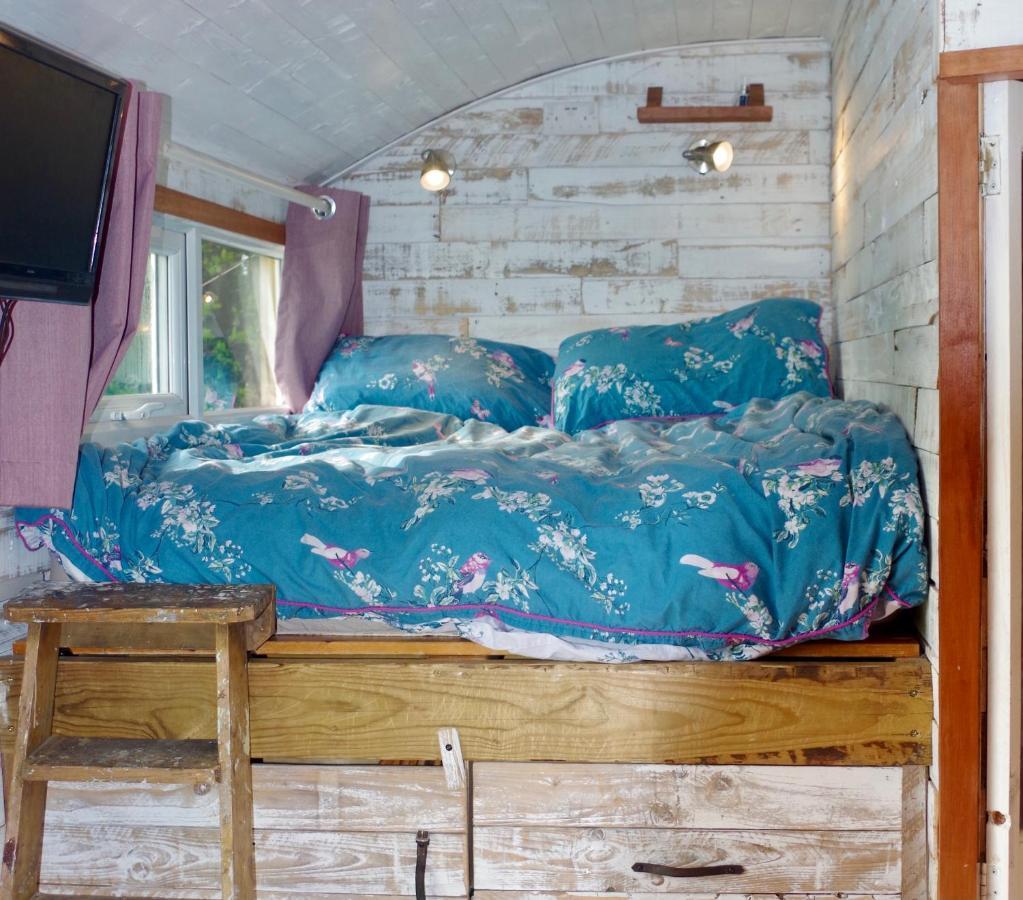 Cherry Tub In The Orchard. Cozy Getaway Stillington Экстерьер фото